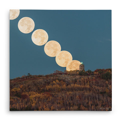 Hunter's Moon Descendent at Enger Tower Canvas Print - Jennifer Ditterich Designs
